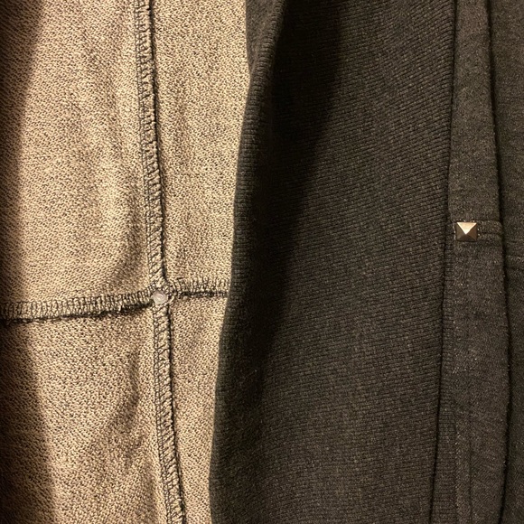 ✨Seduction size medium grey sweater - Picture 3 of 4